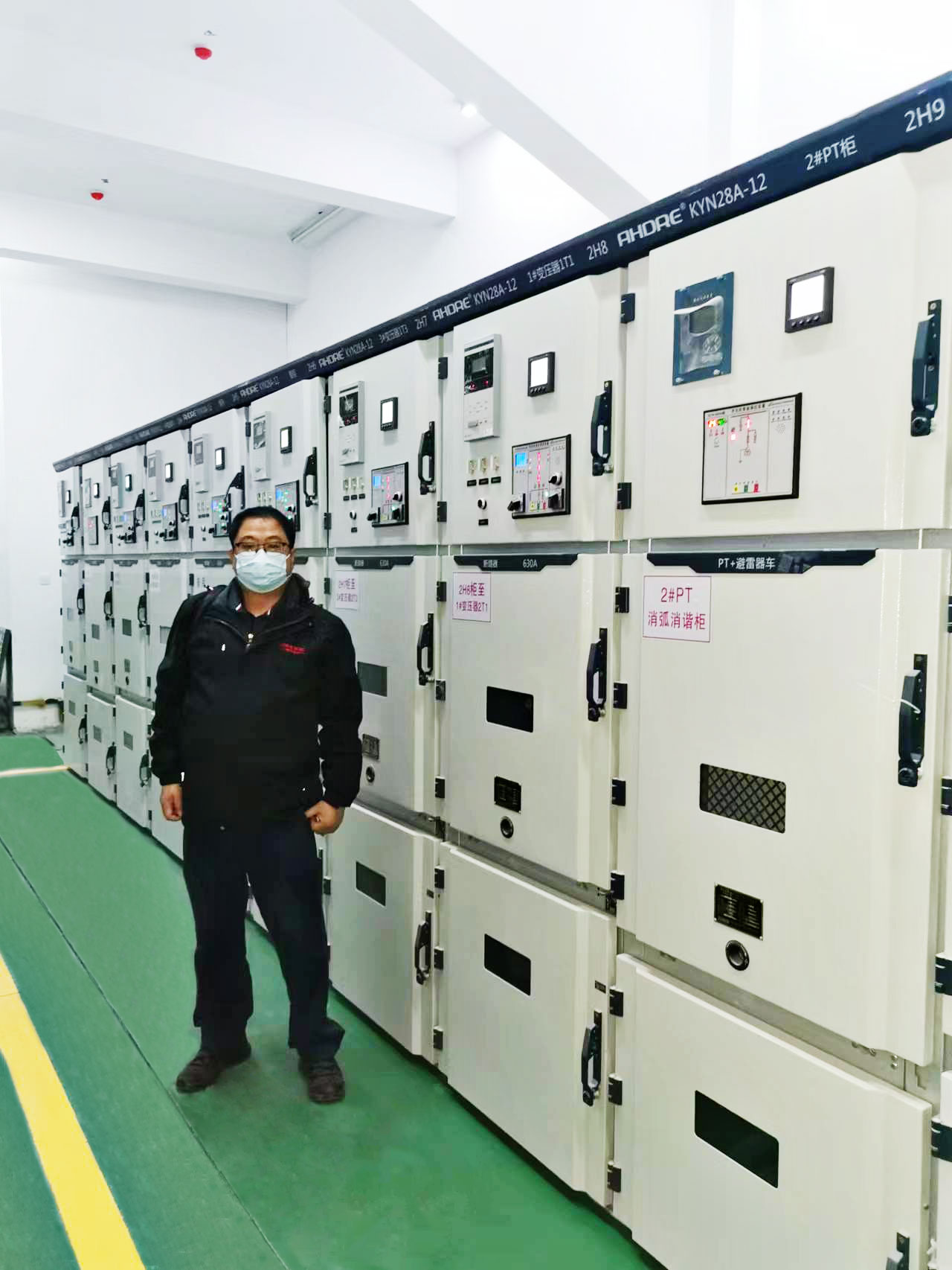 得潤(rùn)調(diào)試現(xiàn)場(chǎng) 得潤(rùn)調(diào)試現(xiàn)場(chǎng)