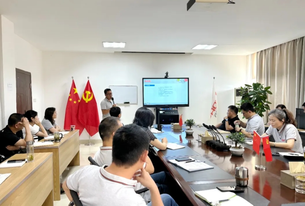 換季傳新，砥礪前行丨得潤電氣2024年輪值總裁交接儀式圓滿完成