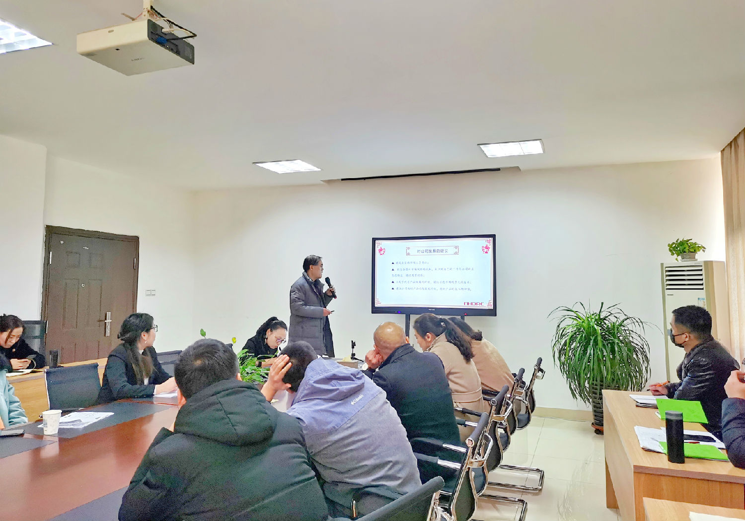 報(bào)價(jià)部.jpg 報(bào)價(jià)部.jpg