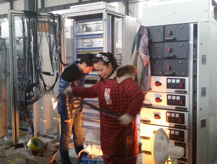 安徽得潤(rùn)電氣技術(shù)有限公司，主營(yíng)：高低壓開(kāi)關(guān)柜，高低壓無(wú)功補(bǔ)償柜，消弧消諧裝置，自動(dòng)化控制系統(tǒng)，綜保、儀表等，全國(guó)統(tǒng)一客服熱線：400-0551-777