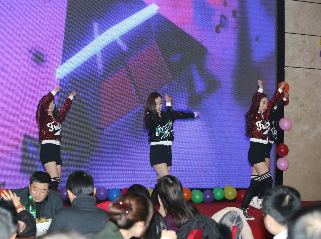 安徽得潤(rùn)電氣2016迎新晚會(huì)(m.5277888.com)全國(guó)統(tǒng)一客服熱線:400-0551-777 安徽得潤(rùn)電氣2016迎新晚會(huì)(m.5277888.com)全國(guó)統(tǒng)一客服熱線:400-0551-777