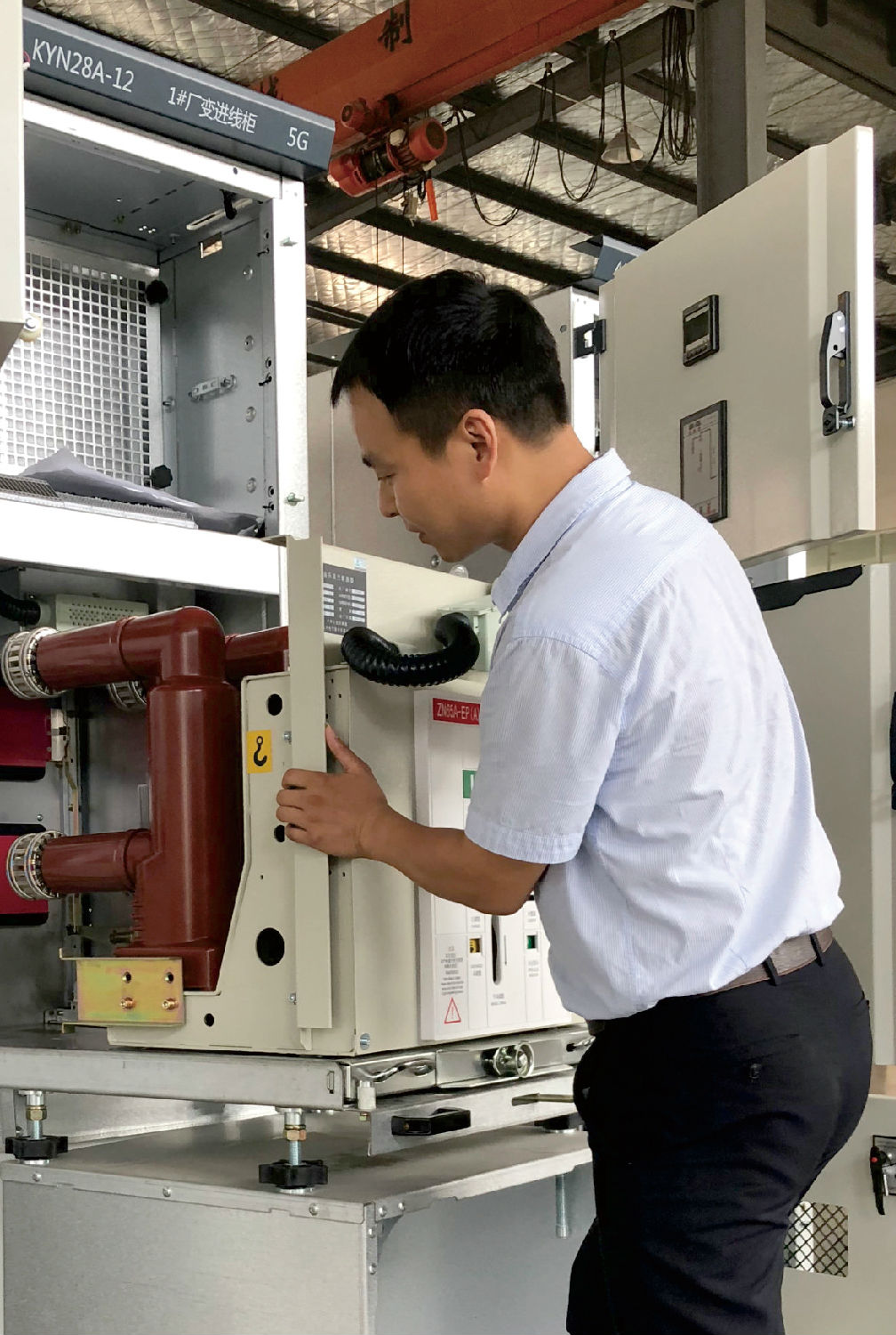 安徽得潤電氣 開關(guān)柜 旁路柜廠家 電話:400-0551-777 qq:3176885416 安徽得潤電氣 開關(guān)柜 旁路柜廠家 電話:400-0551-777 qq:3176885416