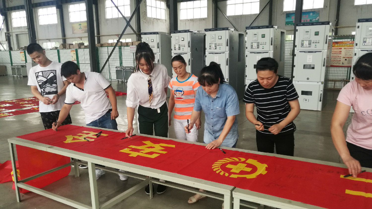 安徽得潤電氣 成套高低壓開關(guān)柜廠家 報價 電話:400-0551-777 qq:3176885416 安徽得潤電氣 成套高低壓開關(guān)柜廠家 報價 電話:400-0551-777 qq:3176885416