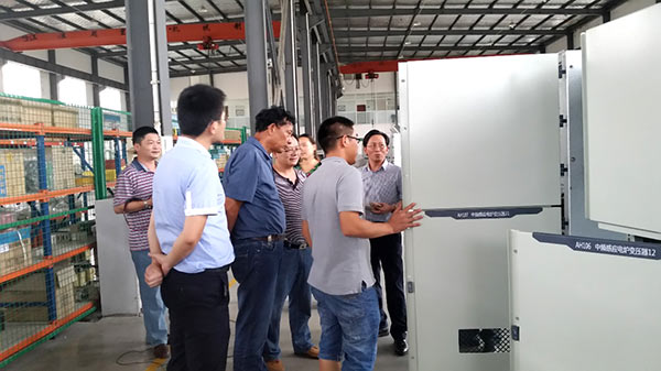 昆明東山水泥董事長遲登有一行到訪得潤電氣 昆明東山水泥董事長遲登有一行到訪得潤電氣