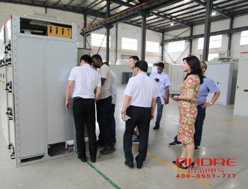 得潤電氣 成套高低壓開關(guān)柜 設(shè)計(jì) 生產(chǎn) 調(diào)試 一站式服務(wù) 咨詢熱線:400-0551-777 qq:3176885416 得潤電氣 成套高低壓開關(guān)柜 設(shè)計(jì) 生產(chǎn) 調(diào)試 一站式服務(wù) 咨詢熱線:400-0551-777 qq:3176885416