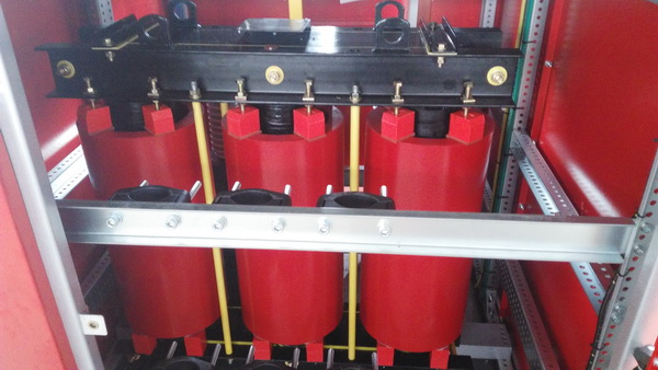 安徽高壓電容補(bǔ)償柜 得潤(rùn)電氣 400-128-7988 安徽高壓電容補(bǔ)償柜 得潤(rùn)電氣 400-128-7988