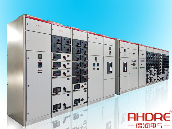 低壓成套柜實(shí)物圖.jpg 低壓成套柜實(shí)物圖.jpg