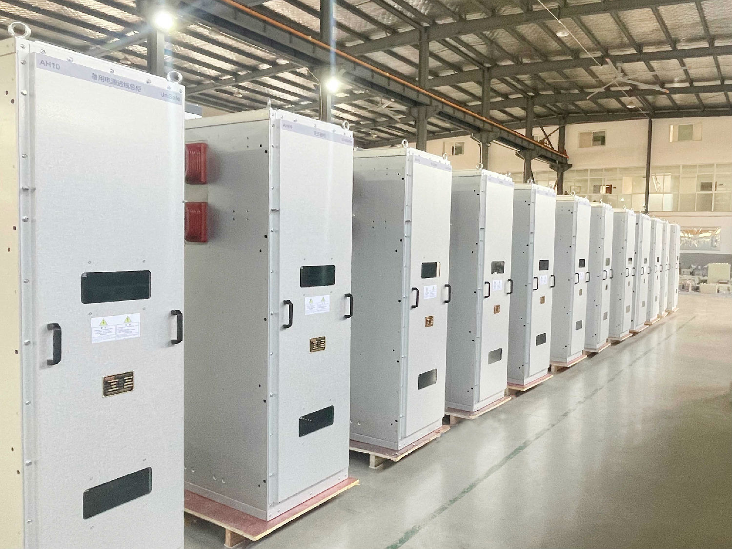 ABB中壓開關(guān)柜UniSafe ABB中壓開關(guān)柜UniSafe