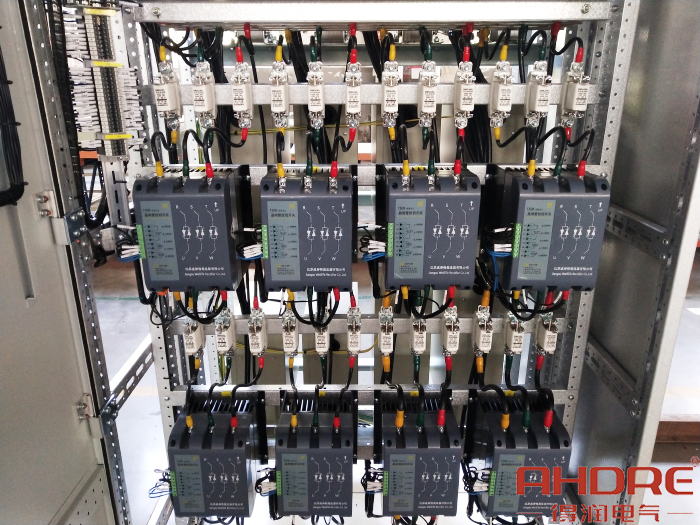 低壓晶閘管電容補償 (4).jpg 低壓晶閘管電容補償 (4).jpg