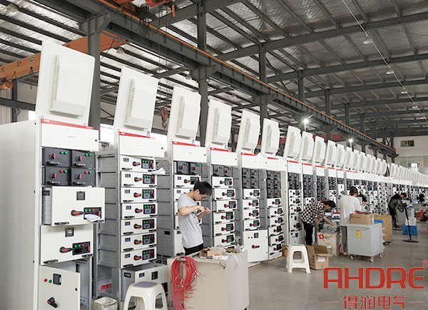 MNS2.0低壓配電柜.jpg MNS2.0低壓配電柜.jpg