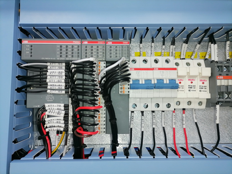 10kV高壓無功補(bǔ)償裝置 得潤電氣制造 10kV高壓無功補(bǔ)償裝置 得潤電氣制造