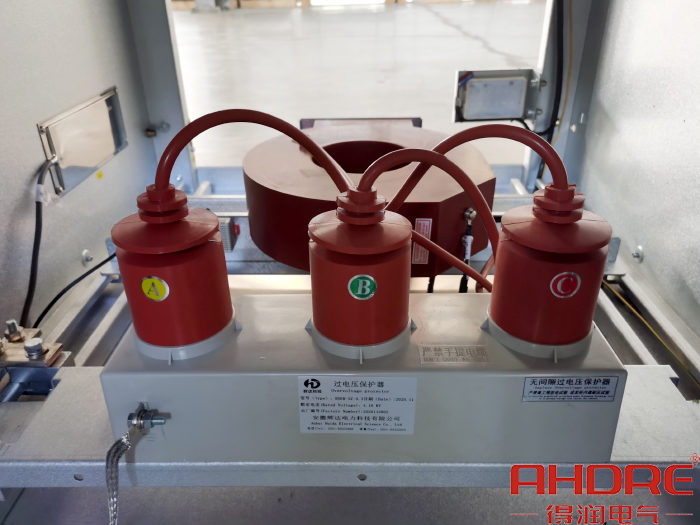 過電壓保護(hù)器.jpg 過電壓保護(hù)器.jpg