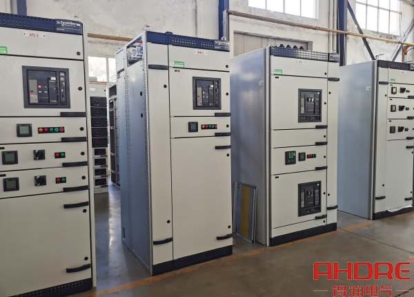 Blokset低壓柜實(shí)物圖.jpg Blokset低壓柜實(shí)物圖.jpg