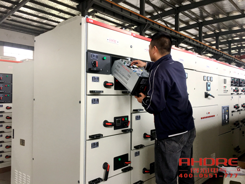 得潤(rùn)電氣 高低壓開關(guān)柜廠家 電話:400-0551-777 qq:3176885416 得潤(rùn)電氣 高低壓開關(guān)柜廠家 電話:400-0551-777 qq:3176885416