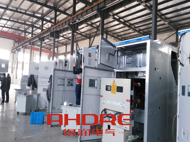 得潤(rùn)電氣 高低壓開關(guān)柜生產(chǎn)廠家 咨詢熱線:4000551777 QQ:3176885416 得潤(rùn)電氣 高低壓開關(guān)柜生產(chǎn)廠家 咨詢熱線:4000551777 QQ:3176885416