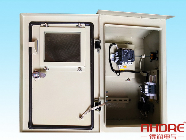 VCS可視隔離開關(guān)箱結(jié)構(gòu)圖.jpg VCS可視隔離開關(guān)箱結(jié)構(gòu)圖.jpg