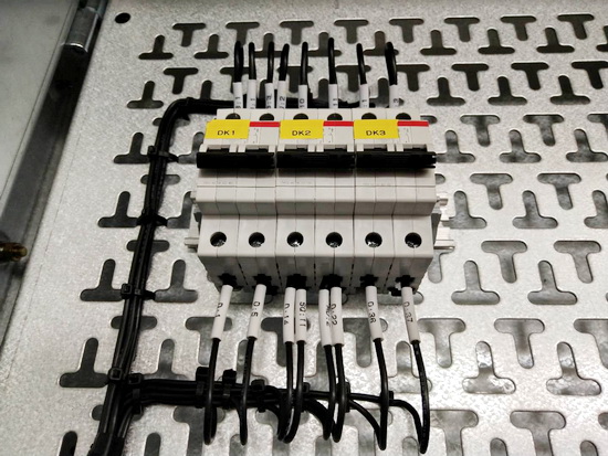 開關(guān)圖 開關(guān)圖