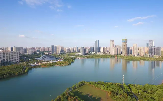 安徽得潤(rùn)電氣技術(shù)有限公司 成套高低壓開關(guān)柜廠家 電話:400-0551-777 qq:3176885416 安徽得潤(rùn)電氣技術(shù)有限公司 成套高低壓開關(guān)柜廠家 電話:400-0551-777 qq:3176885416